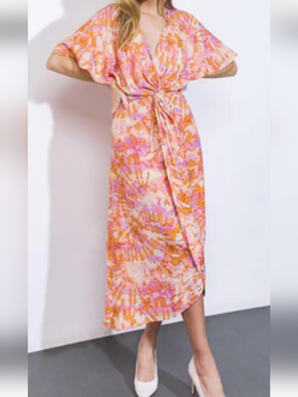 VICI Tie-Front Floral Midi Dress in Pink & Orange Size M
